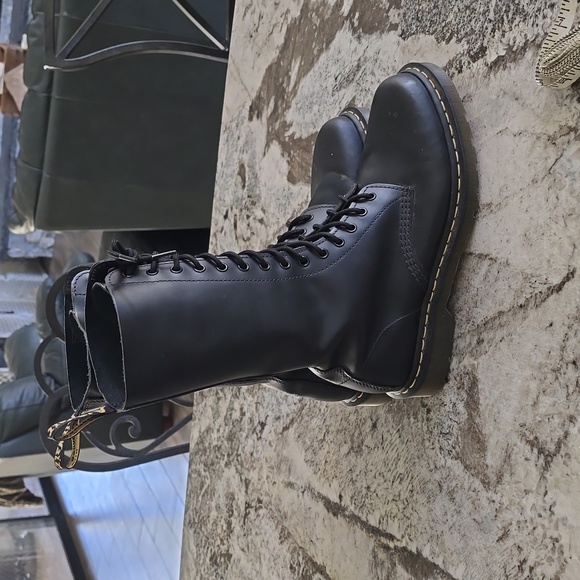 Doc Marten 1914 Men's Boots - Picture 5 of 9